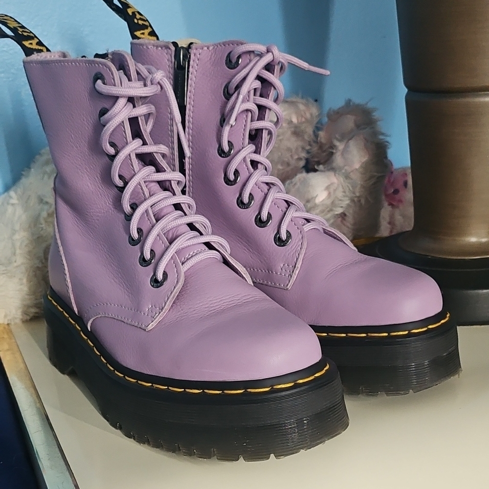 Dr. Martens Lavender Jadon